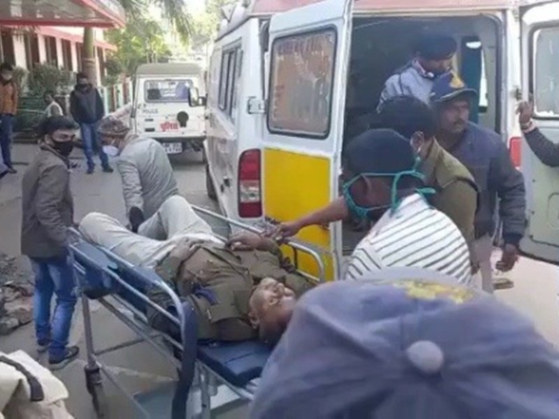 सतना में मुख्यमंत्री के कार्यक्रम में जा रही पुलिस पार्टी का वाहन कार से टकराया, छह घायल