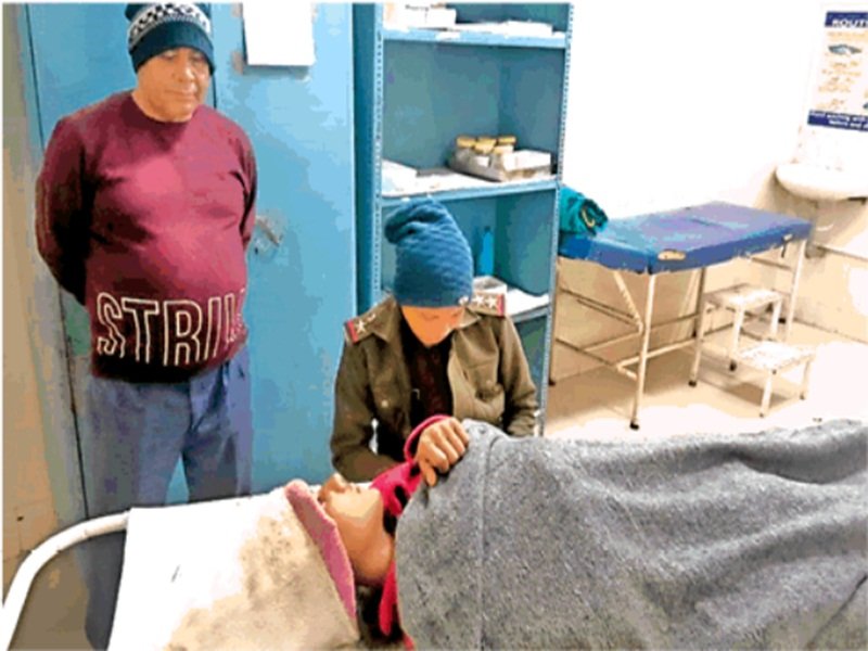 ग्वालियर में बाइक दौड़ाता गया युवक, पीछे घिसटती गई युवती