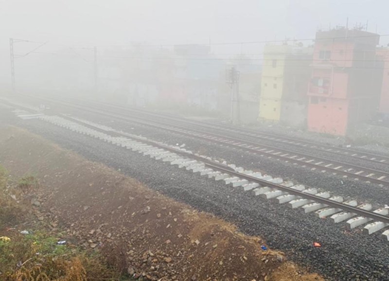 जबलपुर में सुबह छाया रहा कोहरा, 7.9 डिग्री सेल्सियस पर पहुंचा तापमान