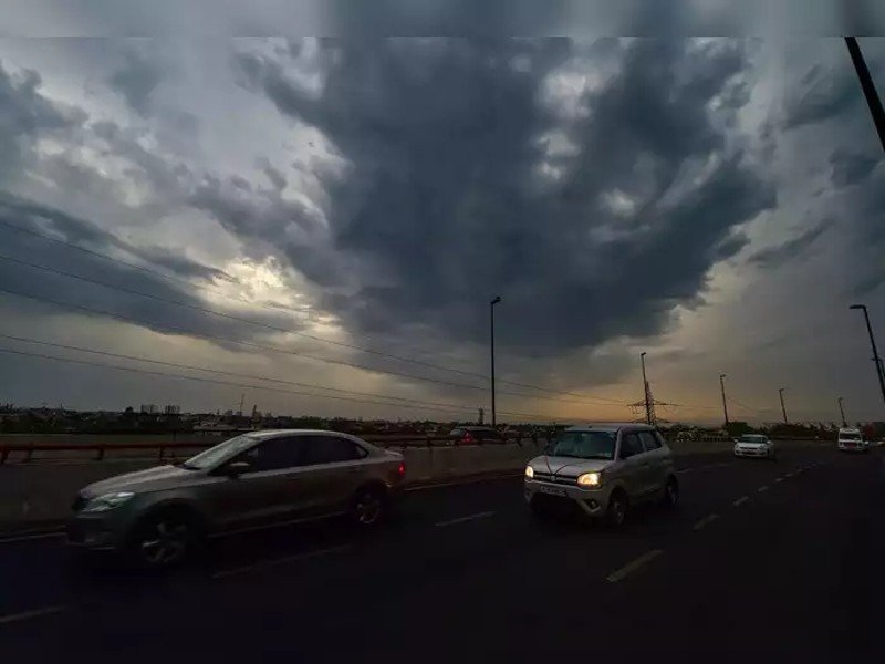 आ गई गर्मी, उत्तर भारत में बढ़ा तापमान, दक्षिण के कई हिस्सों में भी बदलेगा मौसम, जानें IMD का पूर्वानुमान