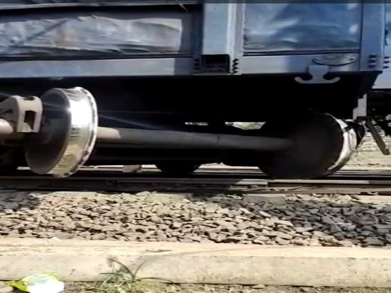 भोपाल में पटरी से उतरे खाली मालगाड़ी के पहिए, 30 मिनट तक बंद रहा नई दिल्ली-चेन्नई रेल मार्ग का एक ट्रैक