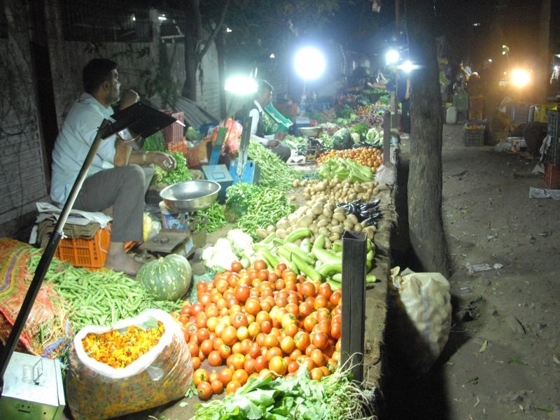 Bhopal News: भोपाल में सब्जियों की हो रही बंपर आवक, दाम घटे