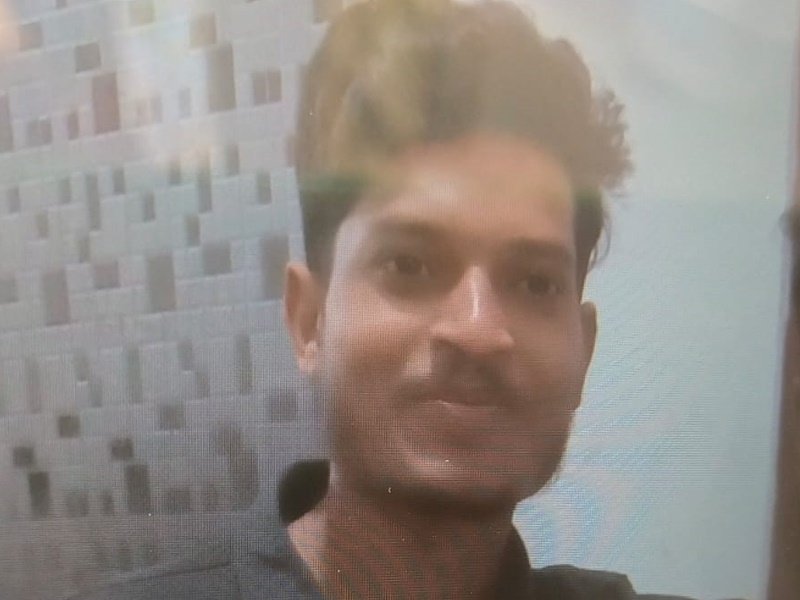 इंदौर में आनलाइन गेम के चक्कर में छात्र ने हास्टल की रेलिंग से लटककर की आत्महत्या