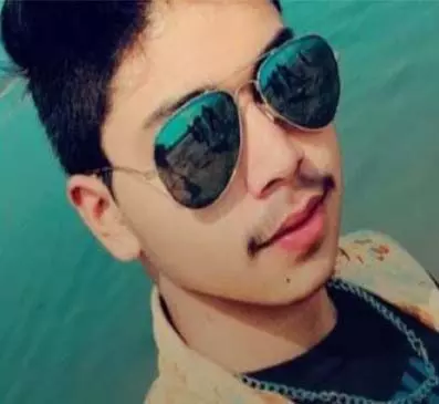 नहर में बहा स्कूली छात्र, लापता