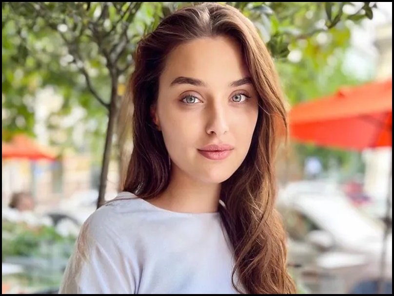 Russia Ukraine War: तबाही के बीच बेटे के साथ भागी पूर्व मिस यूक्रेन, देश छोड़ने की बताई दर्दनाक दास्तां