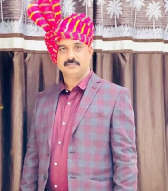 थाना प्रभारी नजीराबाद भरत प्रताप सिंह को जन्मदिन की हार्दिक शुभकामनाएं