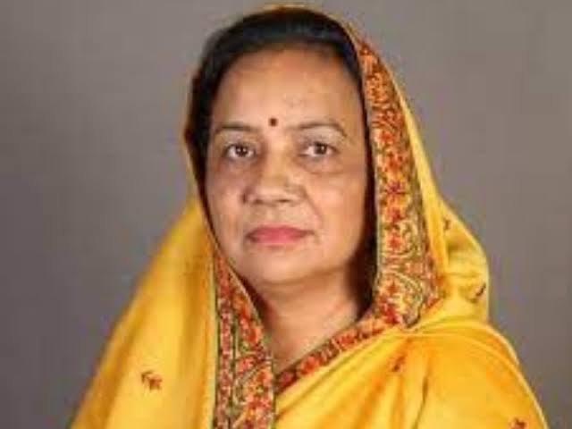कांग्रेस प्रत्याशी विवेक पटेल का बाल्मीकि समाज के लोगों ने किया विरोध, देखें वीडियो