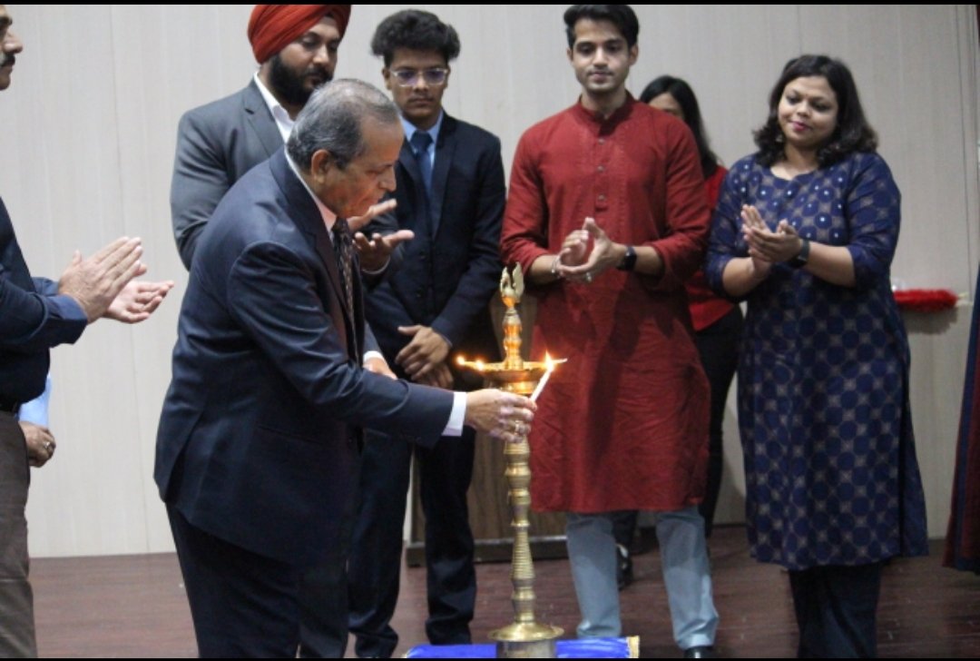 एनएलआईयू में विरुधका का आयोजन
