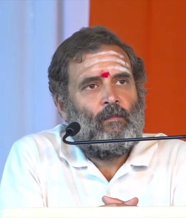 राहुल ने सावरकर की अंग्रेजों को लिखी चिट्ठी दिखाई
