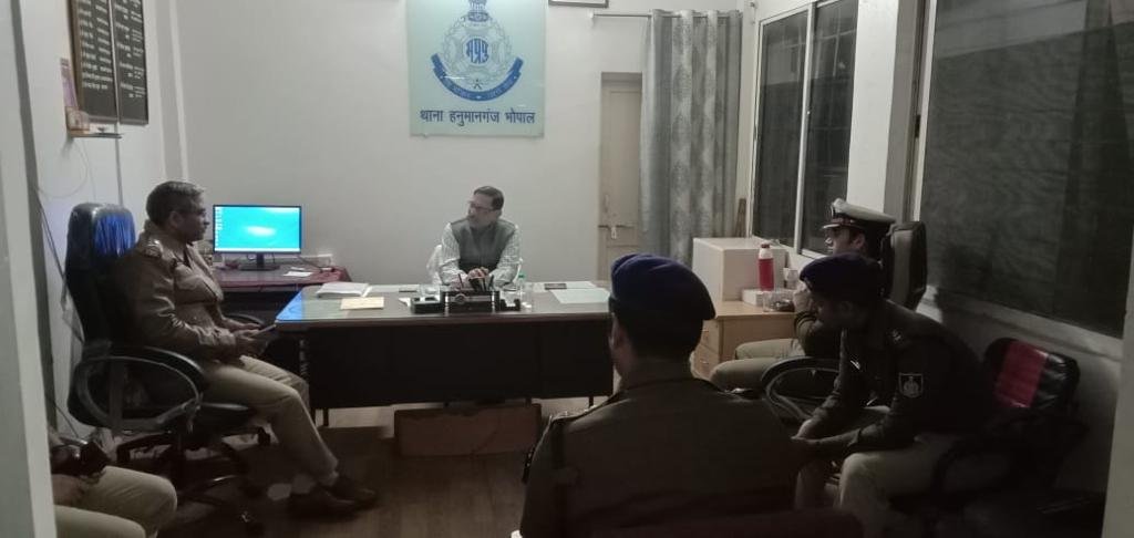 पहली बार पूरी प्रदेश पुलिस ने की एक साथ रात भर कांबिंग गश्त