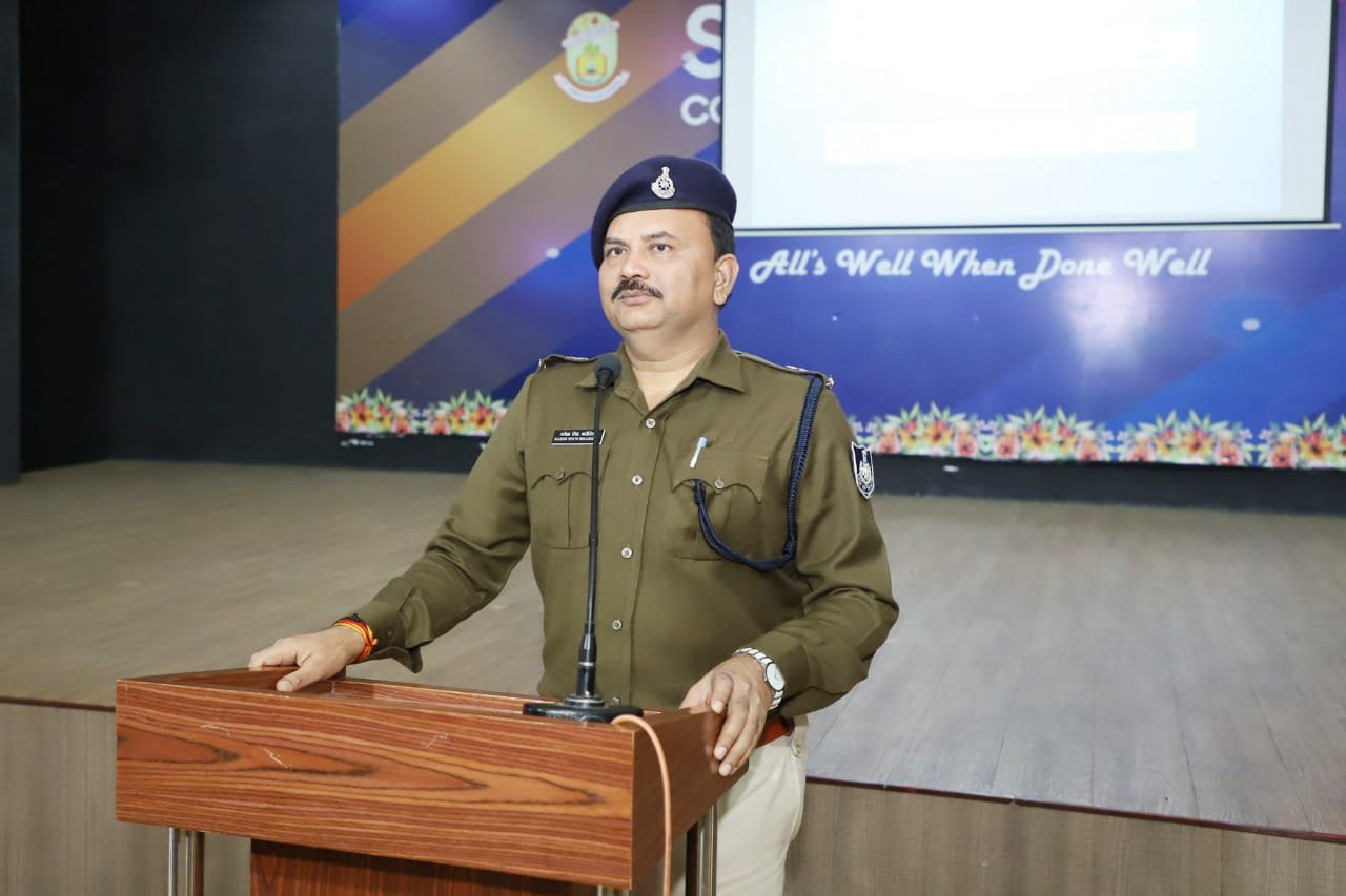 जनजागरूकता अभियान के तहत सेंट जोसफ को एड स्कूल अरेरा कॉलोनी मे महिला जागरूकता सेमिनार का आयोजन किया गया