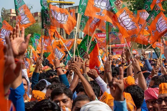 गुजरात में 157 सीट जीतकर भाजपा ने नया रिकॉर्ड बनाया