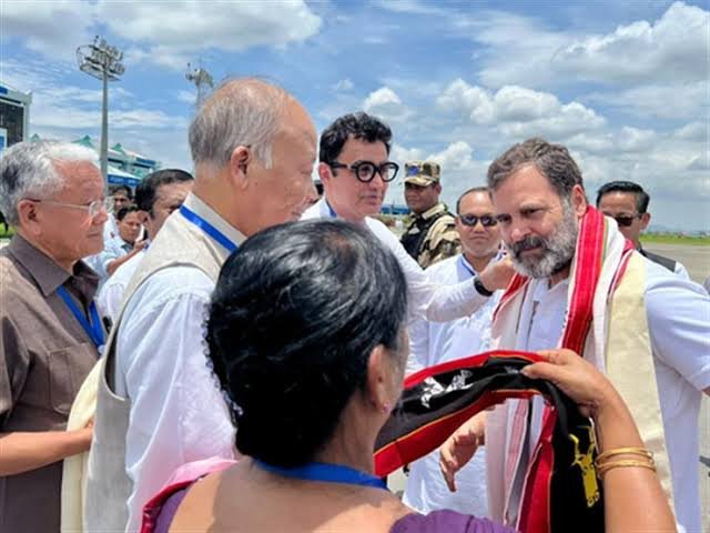 राहुल गांधी इम्फाल पहुंचे:थौबल से भारत जोड़ो न्याय यात्रा शुरू करेंगे
