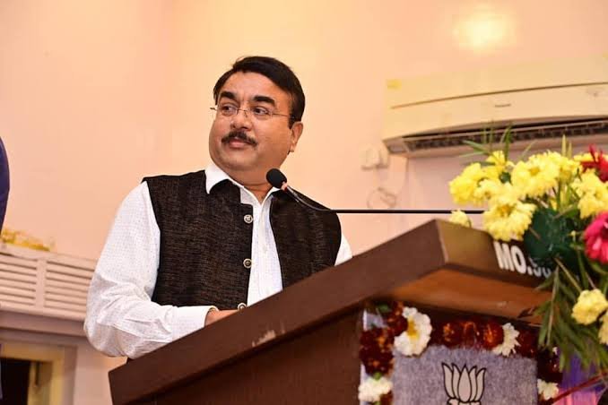 भोपाल में मंत्रीपुत्र का उत्पात, दंपती को पीटा