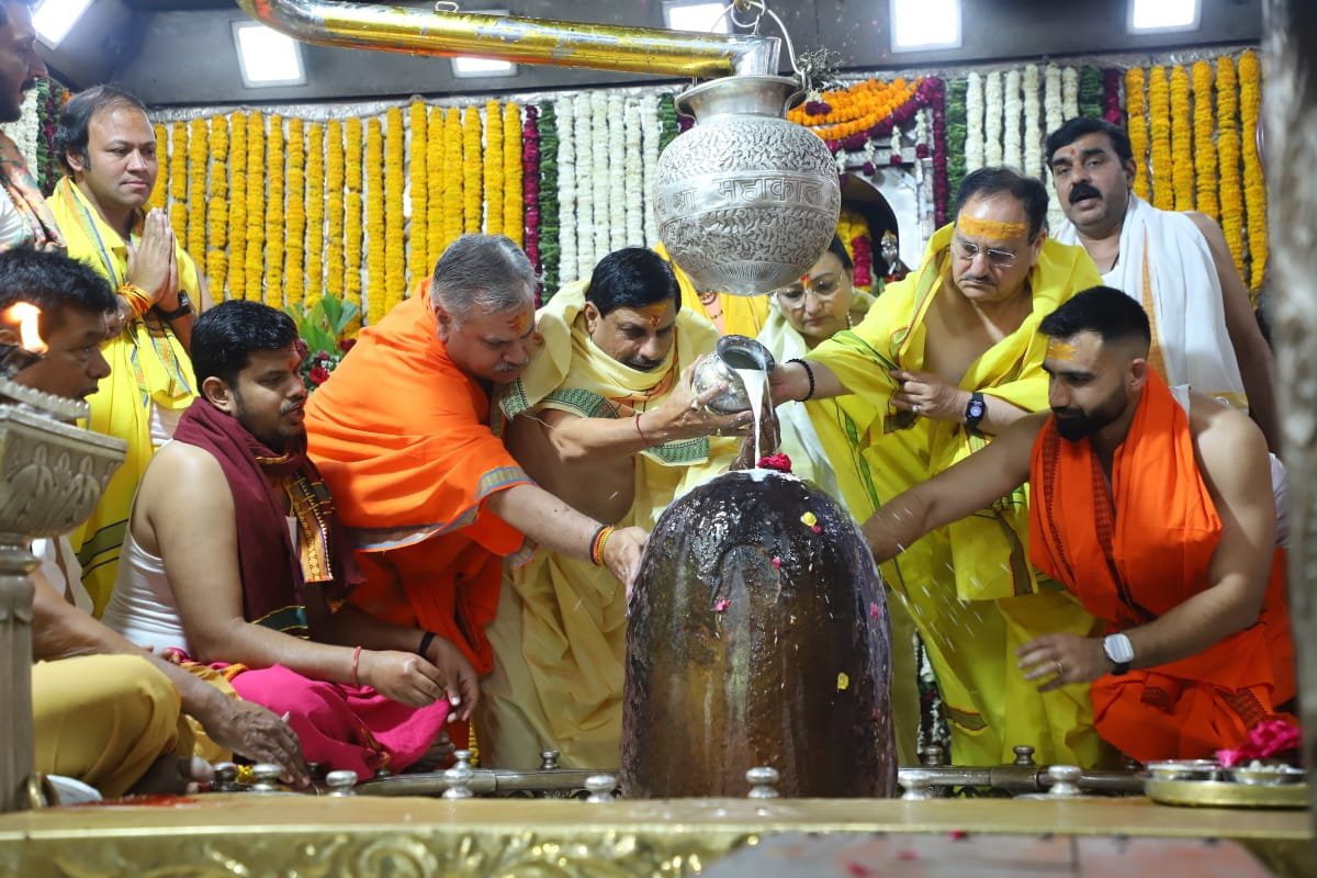 बीजेपी के राष्ट्रीय अध्यक्ष जेपी नड्डा पहुंचे महाकाल के दर्शन करने