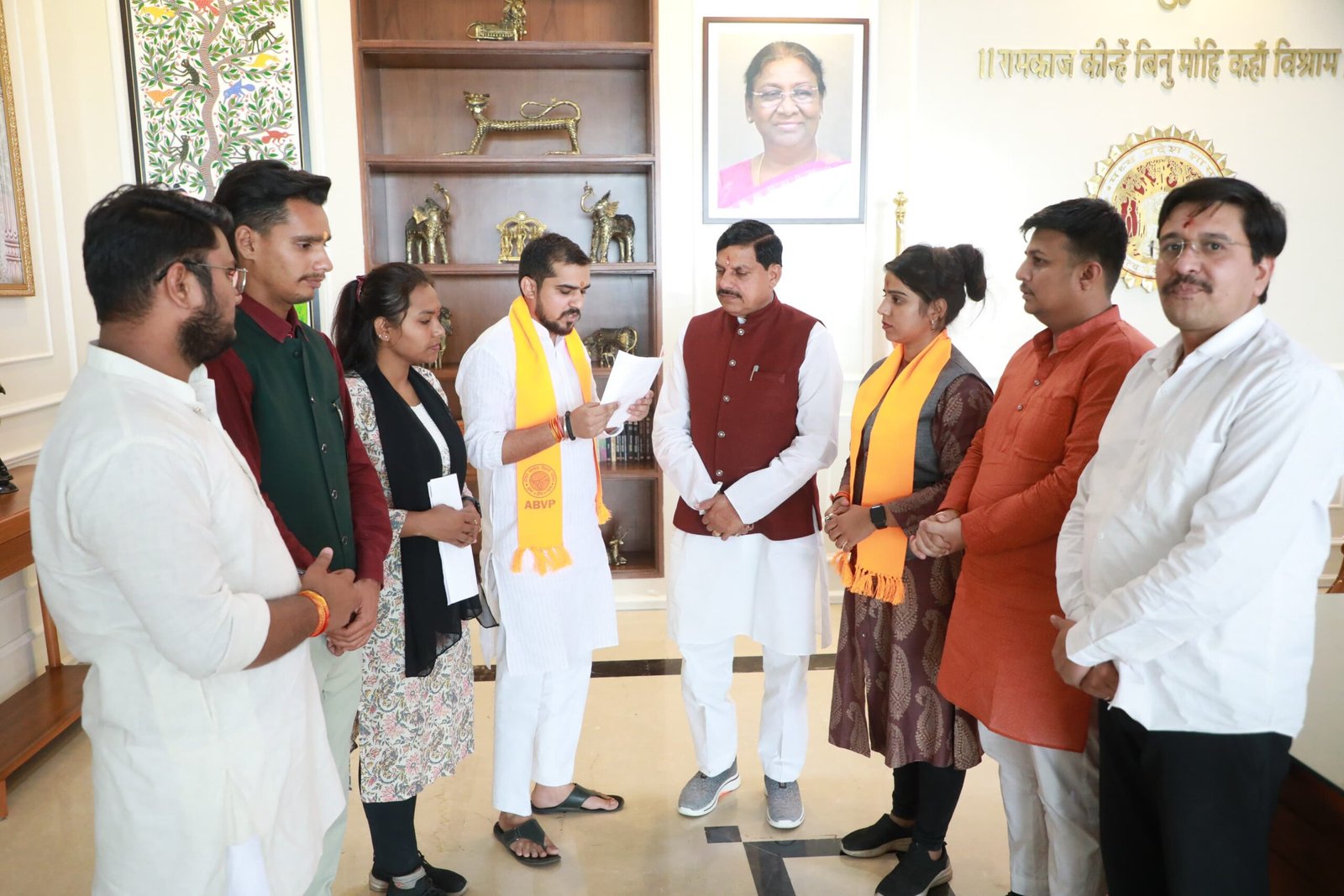 अभाविप भोपाल ने किया सीएम हाउस का घेराव