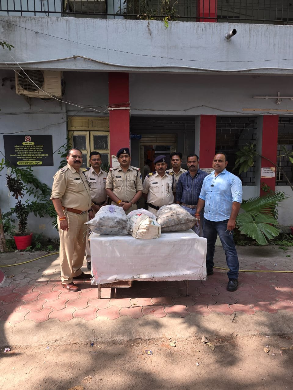थाना शाहजहाँनाबाद पुलिस ने शराब संग्रहण व विक्रय करने वाले आरोपी को किया गिरफ्तार
