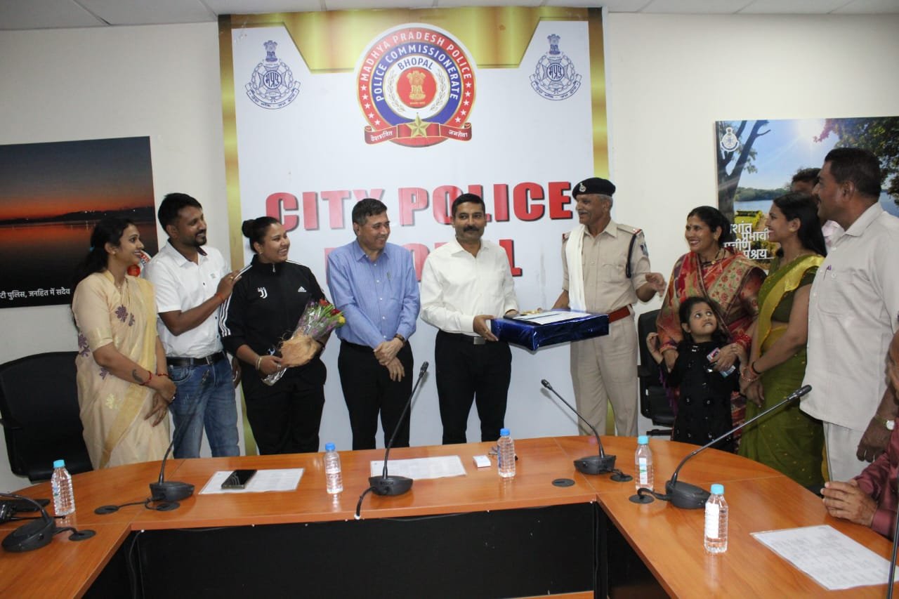 अपने स्वास्थ्य के प्रति हमेशा जागरूक रहें : भोपाल पुलिस कमिश्नर