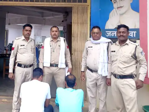 भाजपा के दलालों के साथ थाने में प्रवेश न करें’