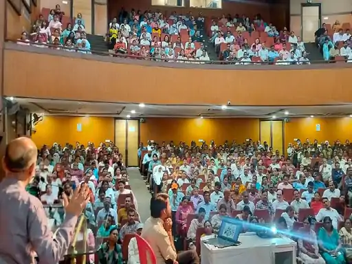 भोपाल में 14 हजार कर्मचारियों की चुनावी ट्रेनिंग शुरू