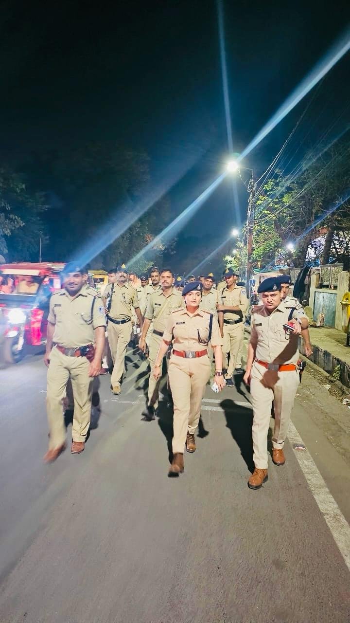 केंद्रीय बल के साथ किया गया फ्लैग मार्च एवं संदिग्ध वाहनों की चेकिंग