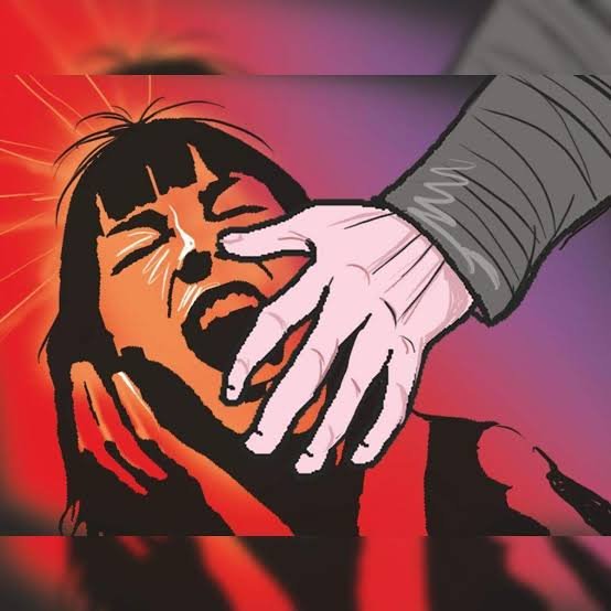 रेप पीड़िता की मां बोलीं-FIR में आरोपी का नाम नहीं