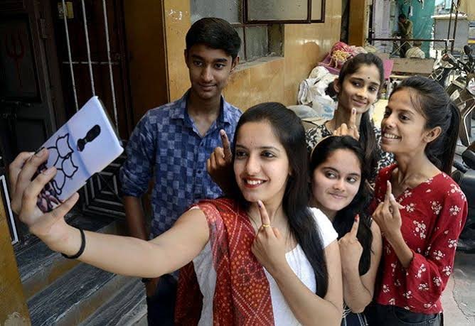 भोपाल सीट पर 15 साल बाद वोटिंग घटी