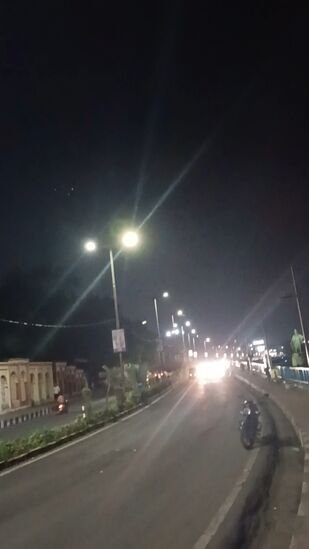 न्यूज़ क्राइम फाइल की खबर का असर: चालू हुई VIP रोड की पोल लाइट्स