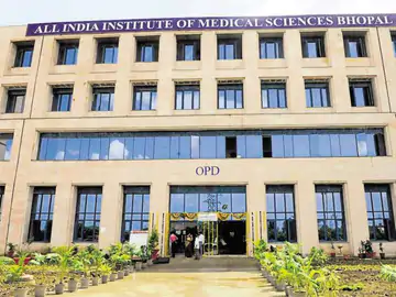 भोपाल एम्स से प्लाज्मा चोरी