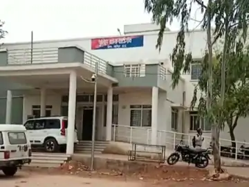 12वीं की स्टूडेंट से दुष्कर्म
