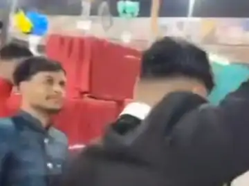 ग्वालियर में शादी समारोह में युवक ने की फायरिंग