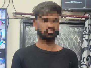 सोशल मीडिया पर युवती से दोस्ती कर बनाए अश्लील वीडियो