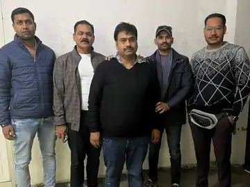 दवा कंपनी के मालिक ने पकड़ी थी अकाउंटेंट की गड़बड़ी