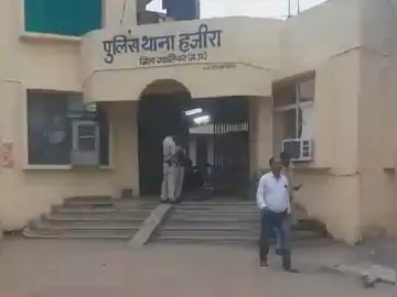 महिला को परेशान करने वाले मनचले को पीटा