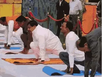 सूर्य नमस्कार के दौरान हार्ट अटैक, प्रिंसिपल की मौत