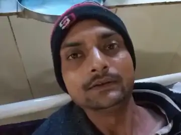 पति का पैर तोड़ा:घायल जिला अस्पताल में भर्ती, पत्नी पर एफआईआर दर्ज