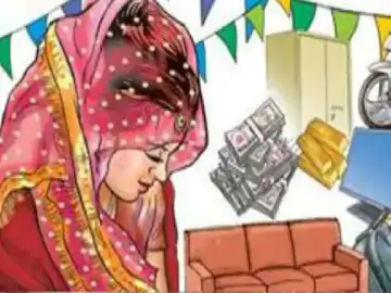 पत्नी ने दहेज में कार और 50 लाख रुपए की मांग के आरोप लगाए