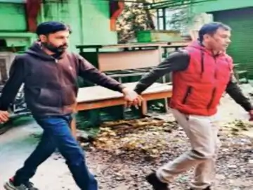 अब काली कमाई के साझेदार ही उगलेंगे, एक-दूसरे के राज