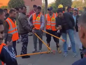मंत्रालय में IAS अफसर की कार में घुसा सांप