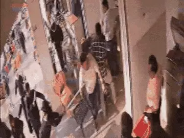 भोपाल में कारोबारी को पीटा