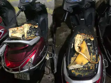 लिव-इन पार्टनर ने एक्टिवा में लगाई आग