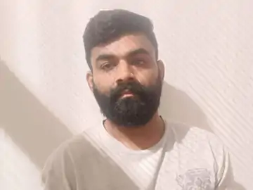 इंदौर कोर्ट परिसर में आरोपी को पीटा