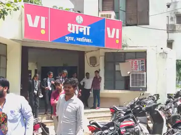 इंस्टाग्राम पर दोस्ती के बाद बनाया शादी का दबाव