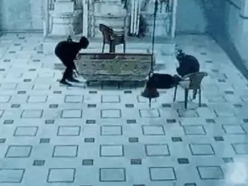 इंदौर में जैन मंदिर की दानपेटी से रुपए चोरी