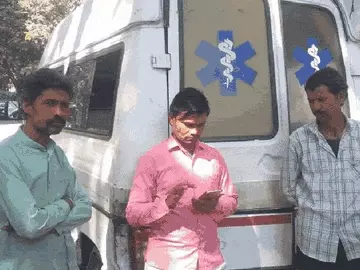 रस्सी का फंदा बना दिव्यांग युवक ने लगाई फांसी