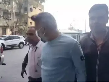 सौरभ के जवाबों के पर शरद-चेतन से हो रही पूछताछ