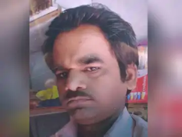 भोपाल में कारपेंटर ने फांसी लगाई, मौत