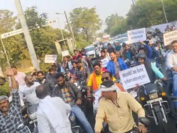 भेल के सैकड़ों श्रमिकों ने वाहन रैली निकाली