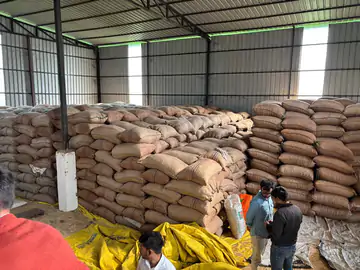 CGST की टीम ने जब्त की 12 करोड़ की सुपारी