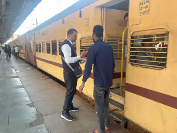 भोपाल रेलवे स्टेशन पर ‘किलाबंदी’:बिना टिकट सफर करने पर 218 यात्री पकड़े